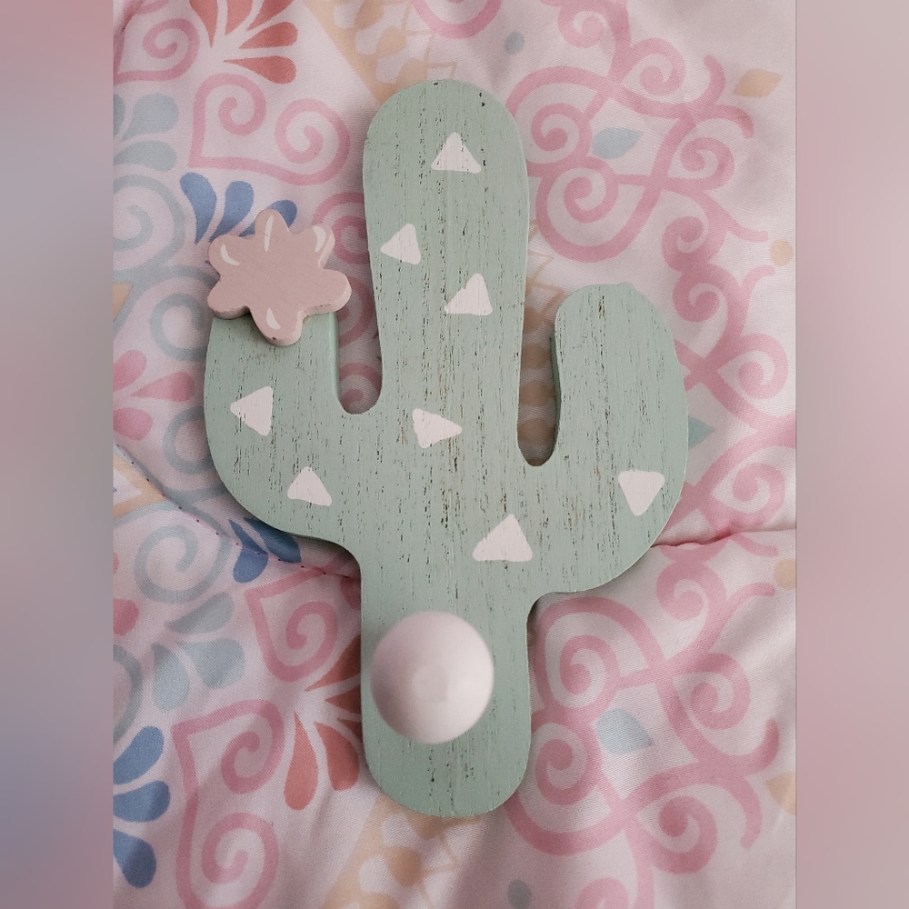 Cactus hook